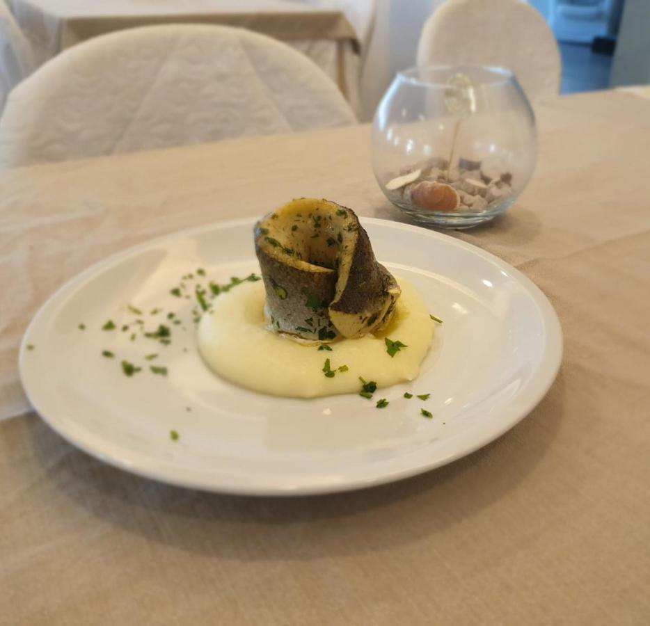 Hotel Arlecchino ริชโชเน ภายนอก รูปภาพ